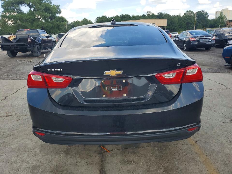 Photo 6 from auction – 2017 CHEVROLET MALIBU with VIN 1G1ZE5ST7HF206009