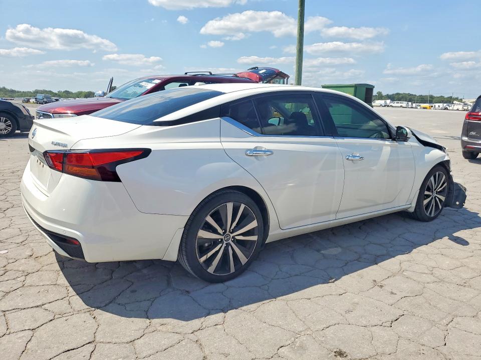 Photo 3 from auction – 2020 NISSAN ALTIMA with VIN 1N4BL4FV6LN304361