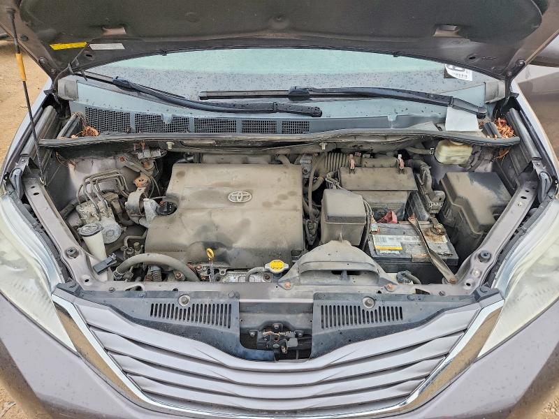 Photo 12 from auction – 2015 TOYOTA SIENNA with VIN 5TDDK3DC5FS118133