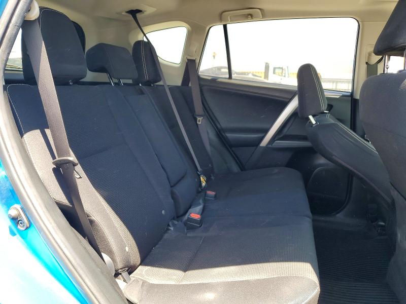 Photo 11 from auction – 2018 TOYOTA RAV4 with VIN JTMWFREV0JJ193229