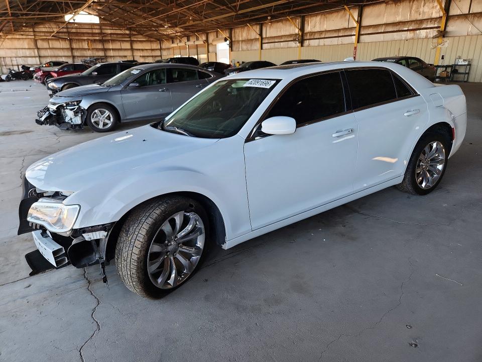 CHRYSLER 300 2020 with VIN 2C3CCAAG8LH117772 - Photo from auction