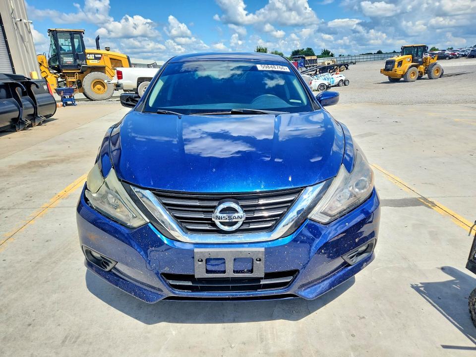 Photo 5 from auction – 2017 NISSAN ALTIMA with VIN 1N4AL3AP8HC482905
