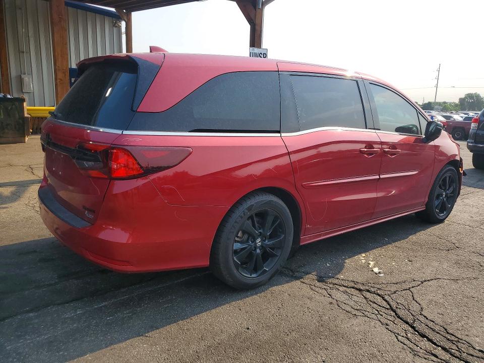 Photo 3 from auction – 2024 HONDA ODYSSEY with VIN 5FNRL6H71RB002213