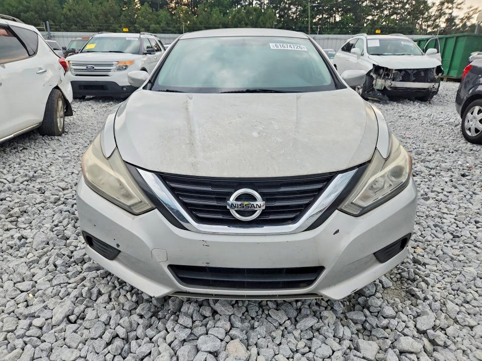 Photo 5 from auction – 2017 NISSAN ALTIMA with VIN 1N4AL3AP2HC273210