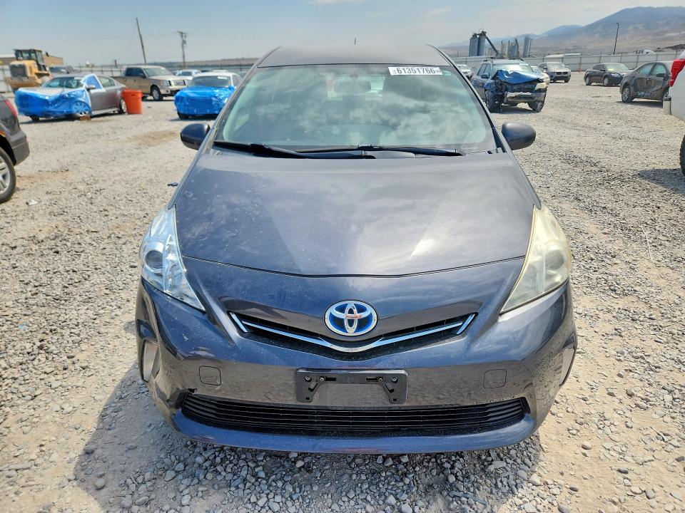 Photo 5 from auction – 2013 TOYOTA PRIUS V with VIN JTDZN3EU9D3222269