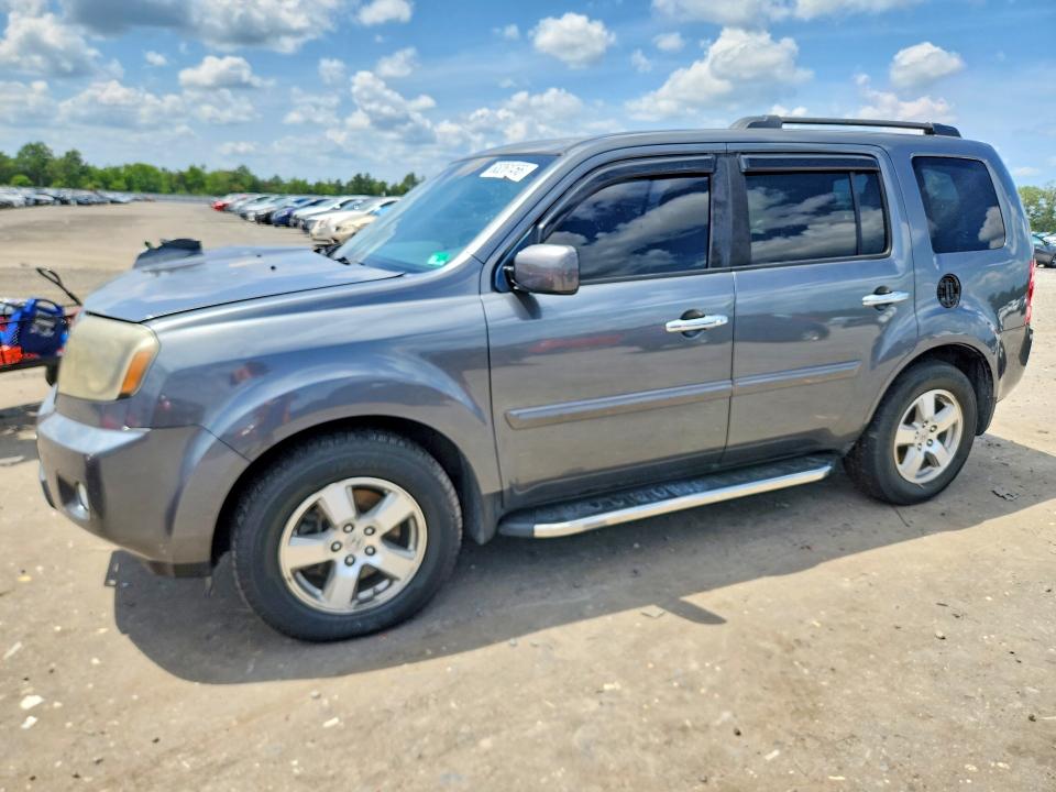 HONDA PILOT 2011 with VIN 5FNYF4H4XBB098720 - Photo from auction