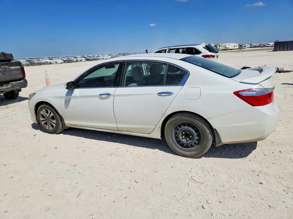 Photo 2 from auction – 2015 HONDA ACCORD with VIN 1HGCR2F34FA233254