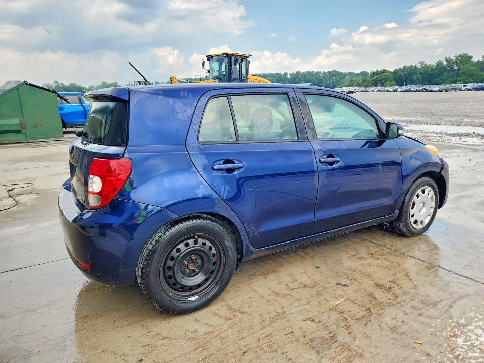 Photo 3 from auction – 2012 SCION XD with VIN JTKKU4B44C1019937