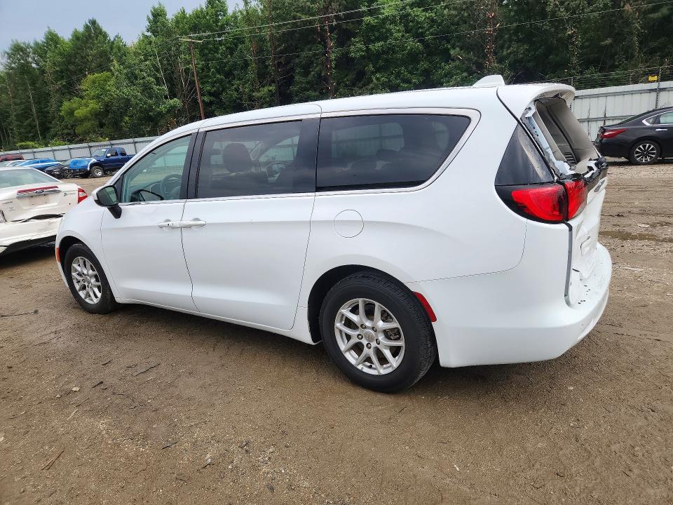 Photo 2 from auction – 2018 CHRYSLER PACIFICA with VIN 2C4RC1CG6JR227567
