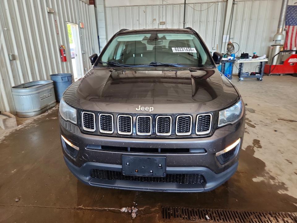 Photo 5 from auction – 2018 JEEP COMPASS with VIN 3C4NJDAB6JT115684