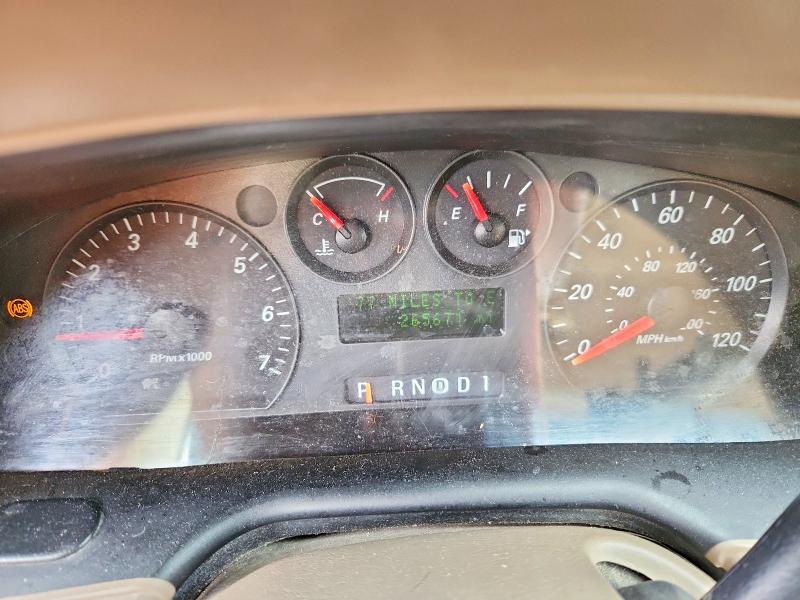 Photo 9 from auction – 2006 FORD TAURUS with VIN 1FAFP53256A137105