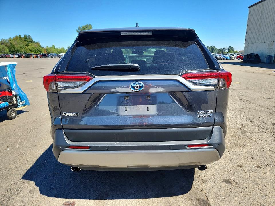 Photo 6 from auction – 2023 TOYOTA RAV4 with VIN JTMD6RFV3PD103472