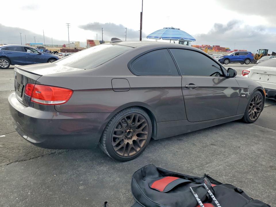 Photo 3 from auction – 2010 BMW 328 with VIN WBAWB3C53AP139820