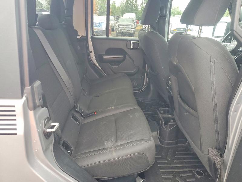 Photo 10 from auction – 2020 JEEP GLADIATOR with VIN 1C6HJTAG4LL135893