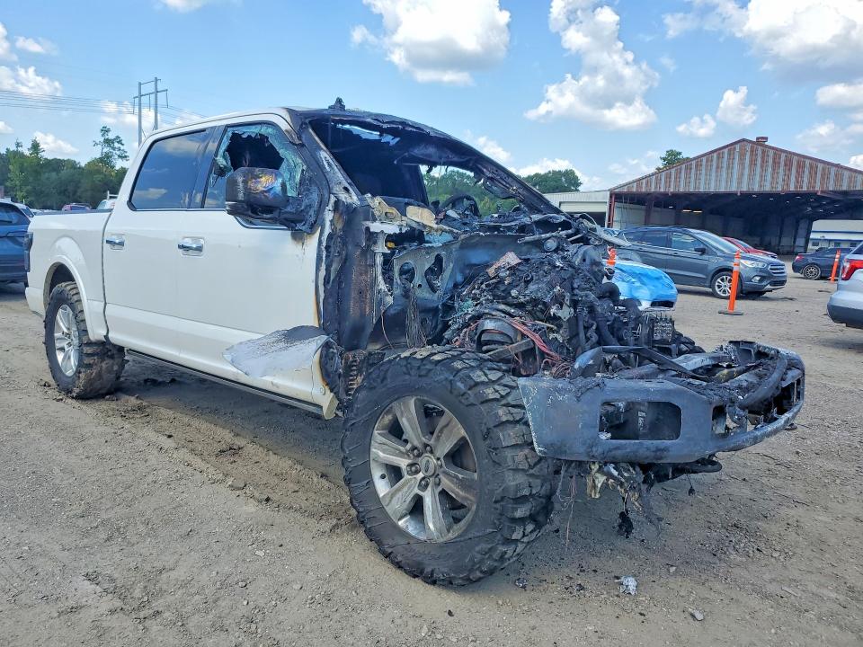 Photo 4 from auction – 2018 FORD F150 with VIN 1FTEW1EG5JFB51141