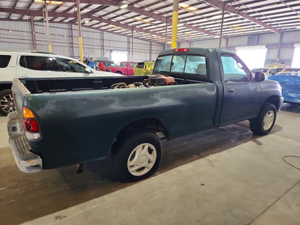 Photo 3 from auction – 2001 TOYOTA TUNDRA with VIN 5TBJN32111S198009