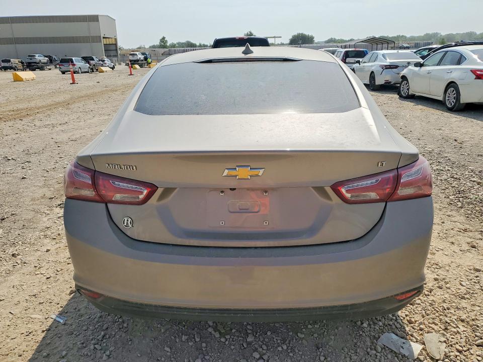 Photo 6 from auction – 2022 CHEVROLET MALIBU with VIN 1G1ZD5ST8NF165923