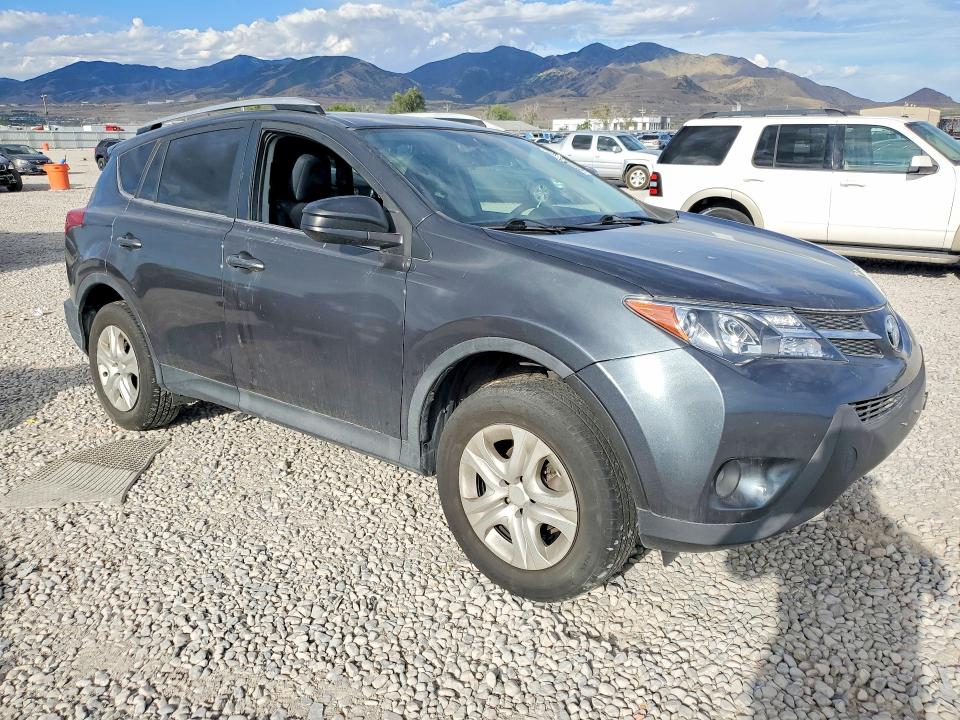 Photo 4 from auction – 2015 TOYOTA RAV4 with VIN 2T3BFREVXFW321337