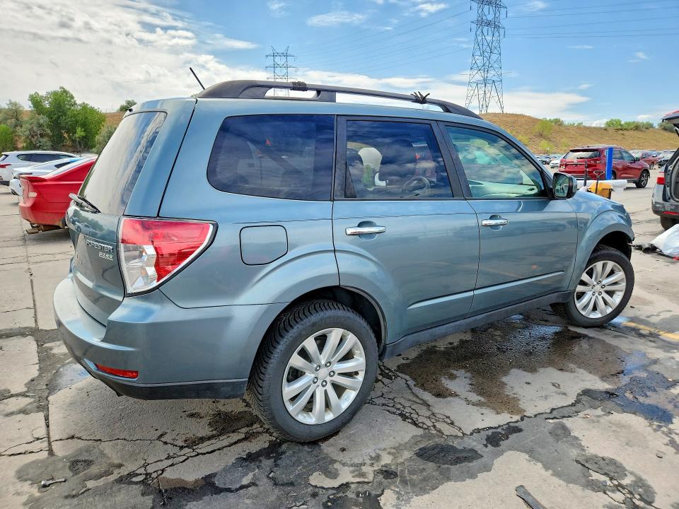 Photo 3 from auction – 2012 SUBARU FORESTER with VIN JF2SHADC9CH428474