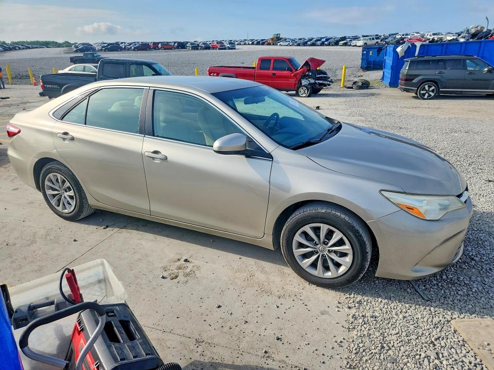 Photo 4 from auction – 2016 TOYOTA CAMRY with VIN 4T4BF1FK2GR566736