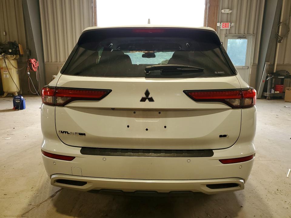 Photo 6 from auction – 2022 MITSUBISHI OUTLANDER with VIN JA4J4VA85NZ014581