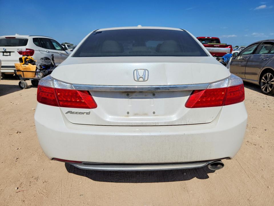 Photo 6 from auction – 2015 HONDA ACCORD with VIN 1HGCR2F84FA073548