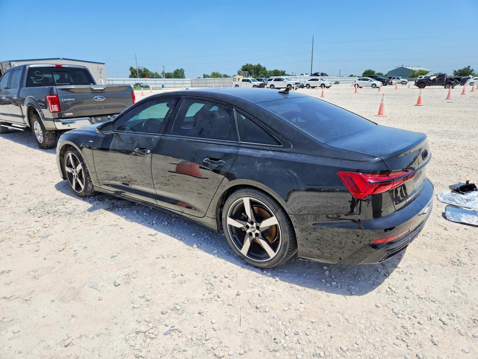 Foto 2 de la subasta – 2021 AUDI A6 con VIN WAUL2AF27MN044587