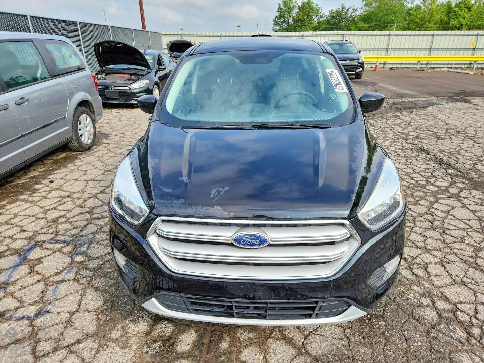 Photo 5 from auction – 2019 FORD ESCAPE with VIN 1FMCU9GD5KUA61575