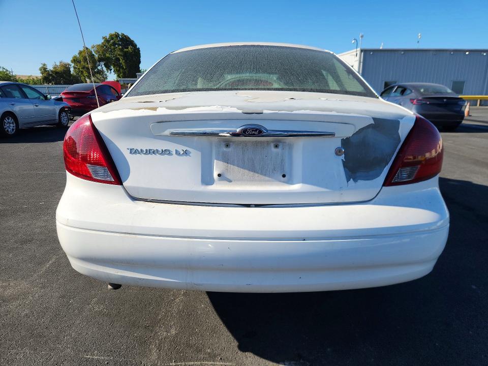 Photo 6 from auction – 2000 FORD TAURUS with VIN 1FAFP52U0YG261138