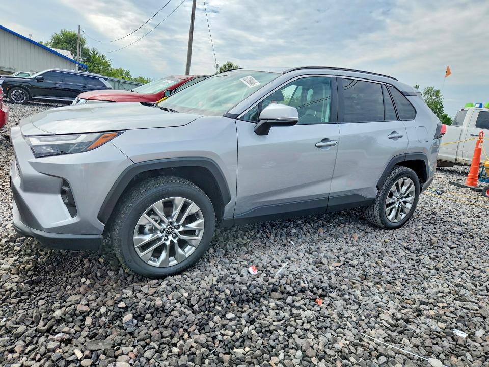 TOYOTA RAV4 2025 with VIN 2T3A1RFV3SW542488 - Photo from auction