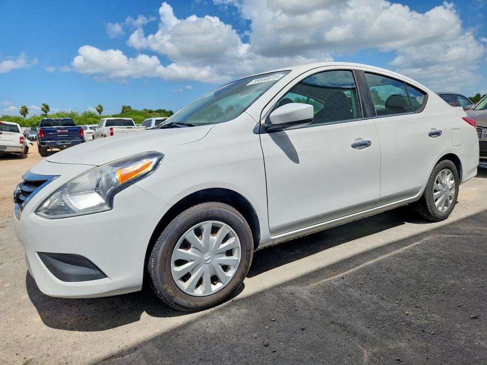 NISSAN VERSA 2017 with VIN 3N1CN7AP5HL806937 - Photo from auction