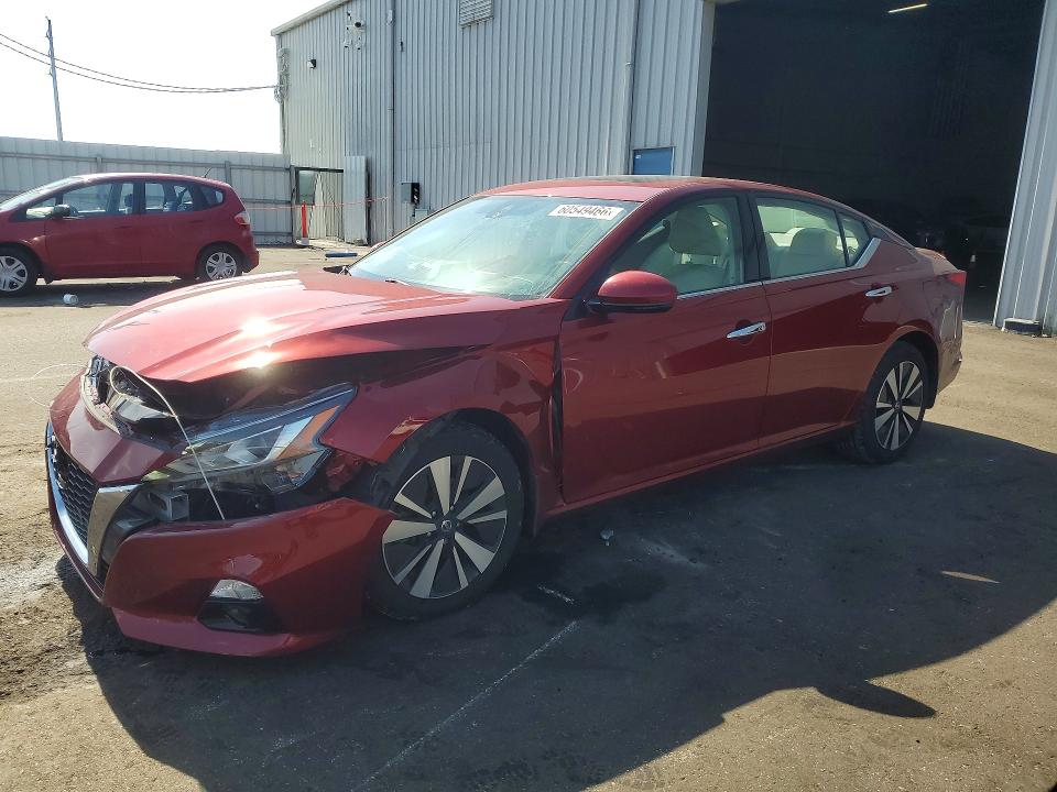 NISSAN ALTIMA 2020 with VIN 1N4BL4EW4LC137102 - Photo from auction