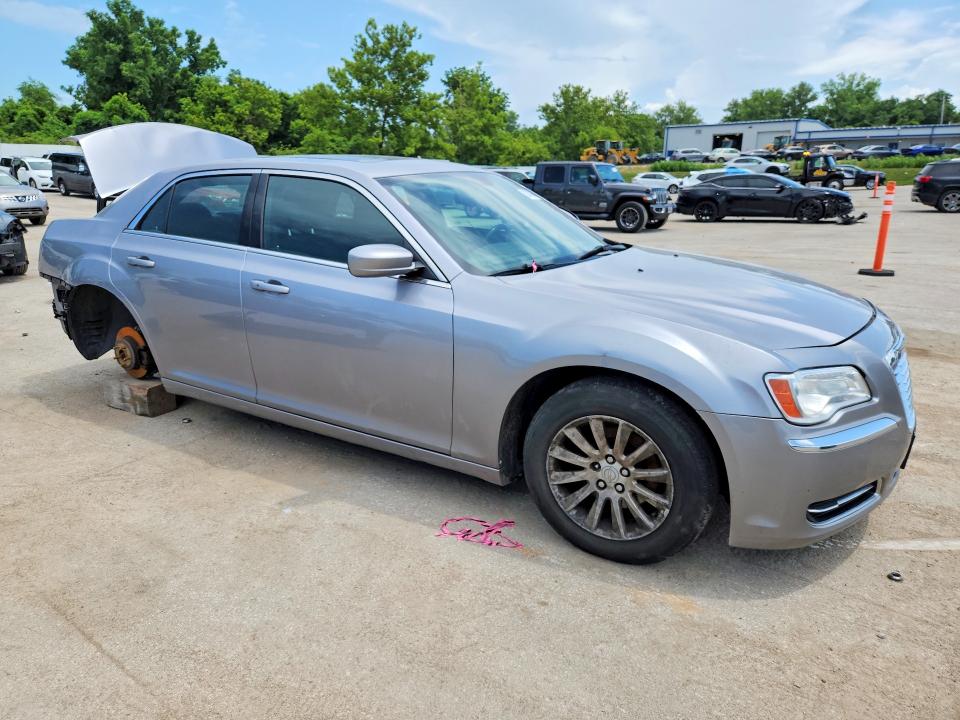 Photo 4 from auction – 2014 CHRYSLER 300 with VIN 2C3CCAAG6EH375923