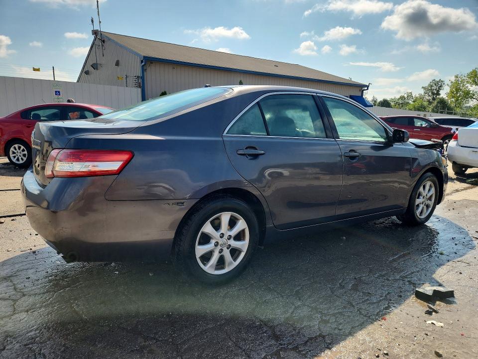 Photo 3 from auction – 2011 TOYOTA CAMRY with VIN 4T4BF3EK3BR215727