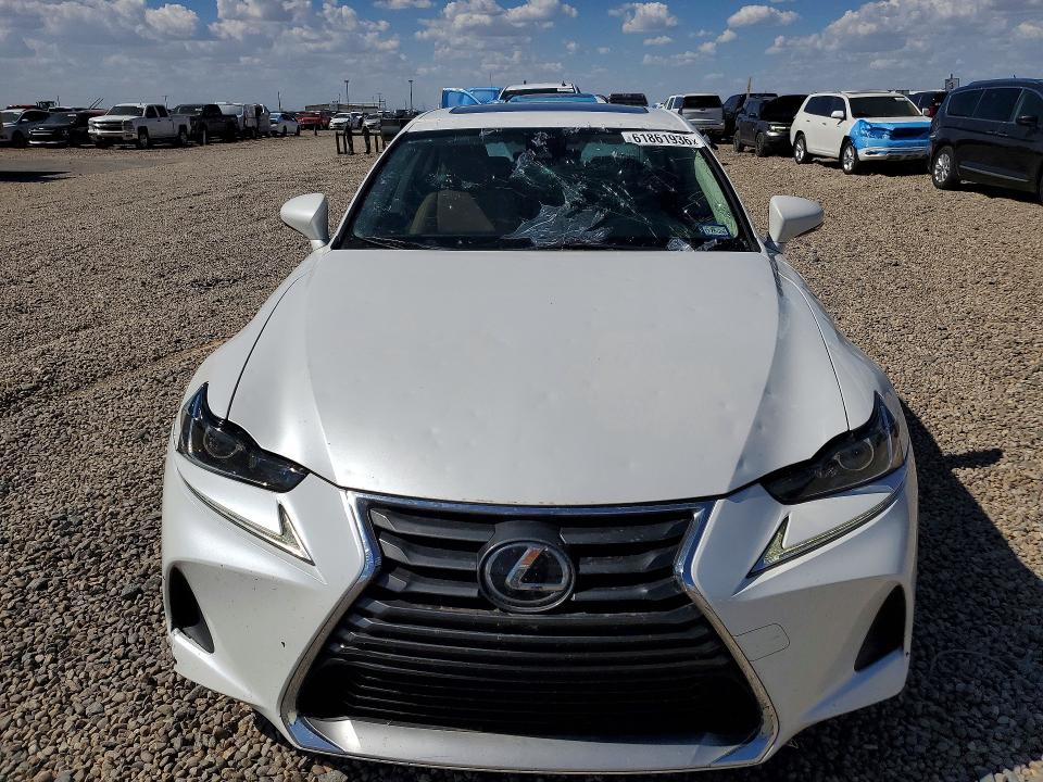 Photo 5 from auction – 2017 LEXUS IS with VIN JTHBA1D20H5052166