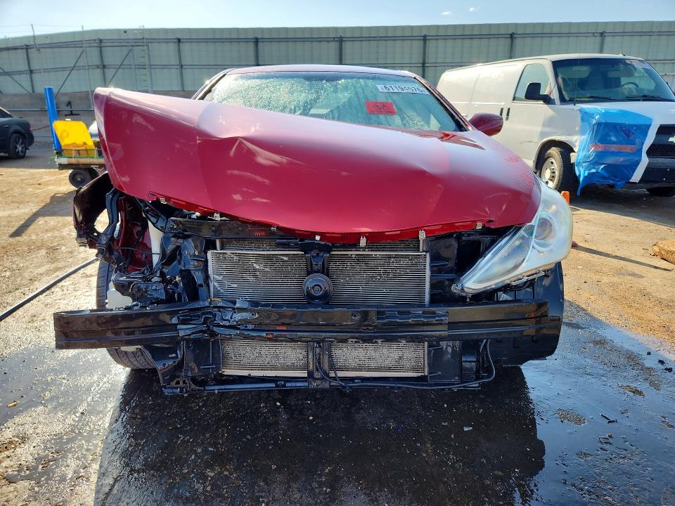 Photo 5 from auction – 2011 HYUNDAI SONATA with VIN 5NPEB4AC6BH083391