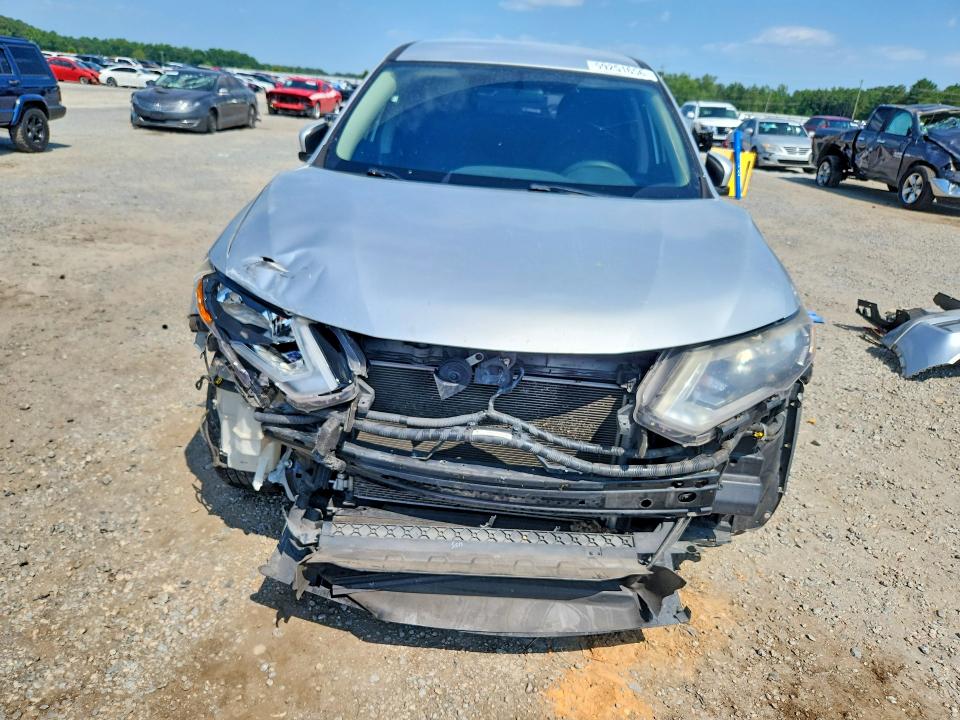 Photo 5 from auction – 2017 NISSAN ROGUE with VIN KNMAT2MV7HP531616