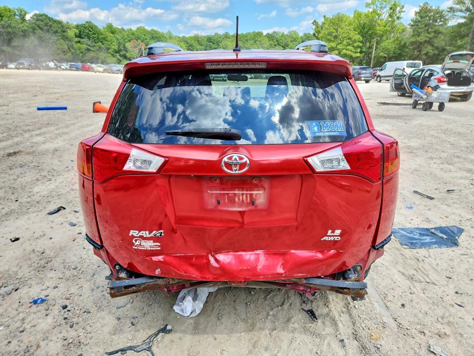 Photo 6 from auction – 2015 TOYOTA RAV4 with VIN JTMBFREV5FJ024376