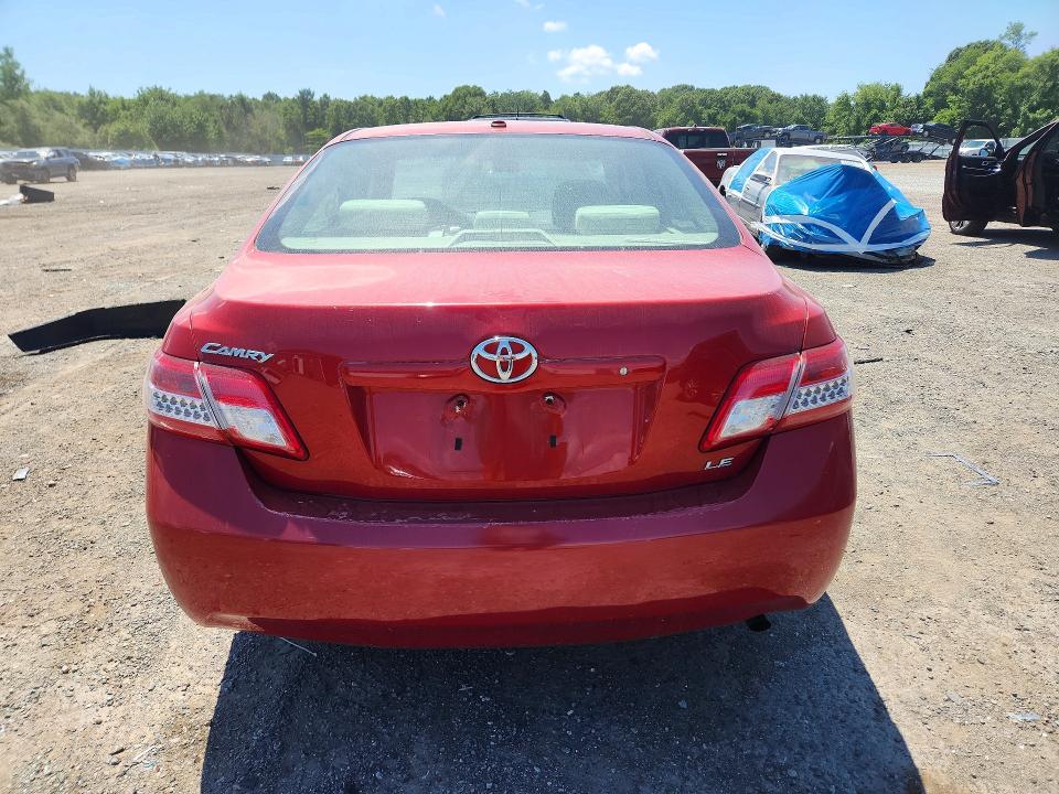 Photo 6 from auction – 2011 TOYOTA CAMRY with VIN 4T1BF3EK2BU585559