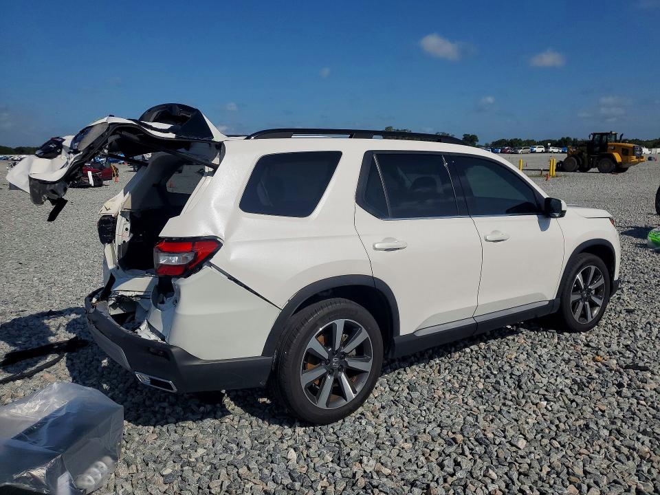 Photo 3 from auction – 2025 HONDA PILOT with VIN 5FNYG2H72SB019777