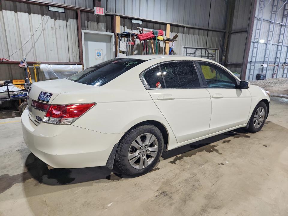 Photo 3 from auction – 2012 HONDA ACCORD with VIN 1HGCP2F63CA156131