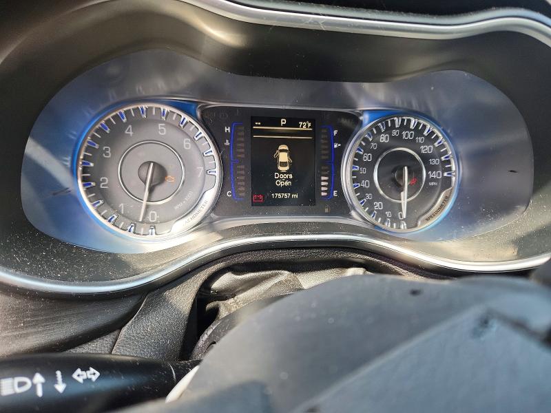 Photo 9 from auction – 2015 CHRYSLER 200 with VIN 1C3CCCAB4FN701095