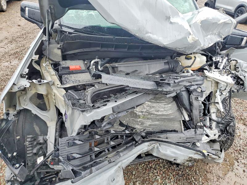 Снимка 11 от търг – 2025 CHEVROLET SILVERADO с VIN 2GCUKEED0S1108873