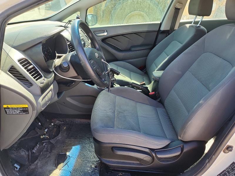 Photo 7 from auction – 2017 KIA FORTE with VIN 3KPFK4A74HE150784