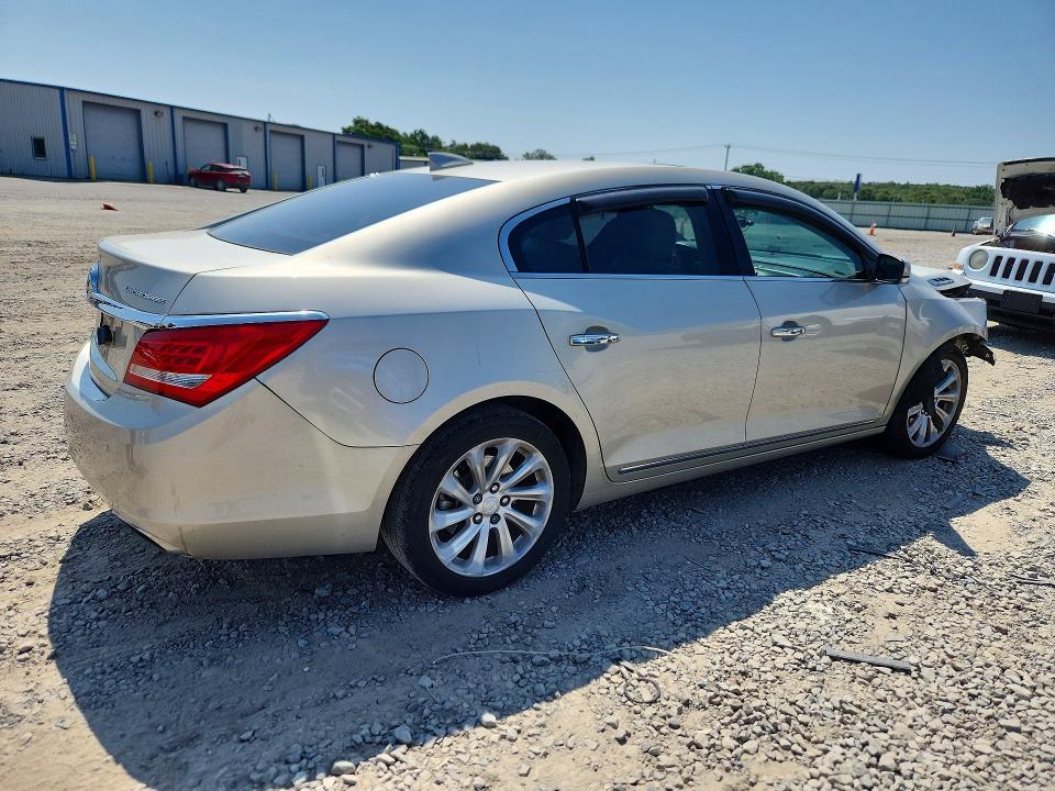 Photo 3 from auction – 2015 BUICK LACROSSE with VIN 1G4GB5G30FF181995