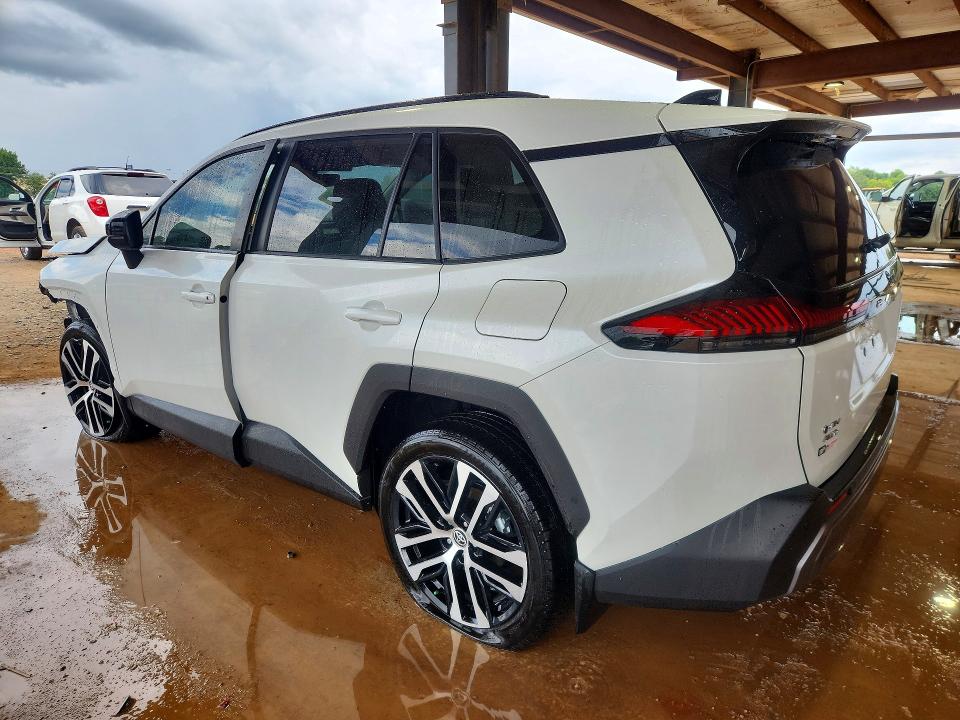 Photo 2 from auction – 2026 TOYOTA RAV4 with VIN JTM6CRAV9TJ001016
