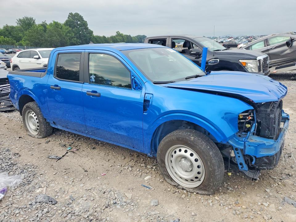 Photo 4 from auction – 2022 FORD MAVERICK with VIN 3FTTW8F95NRA19232