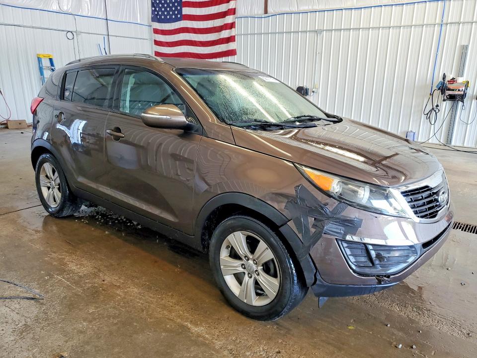 Photo 4 from auction – 2011 KIA SPORTAGE with VIN KNDPB3A29B7033762