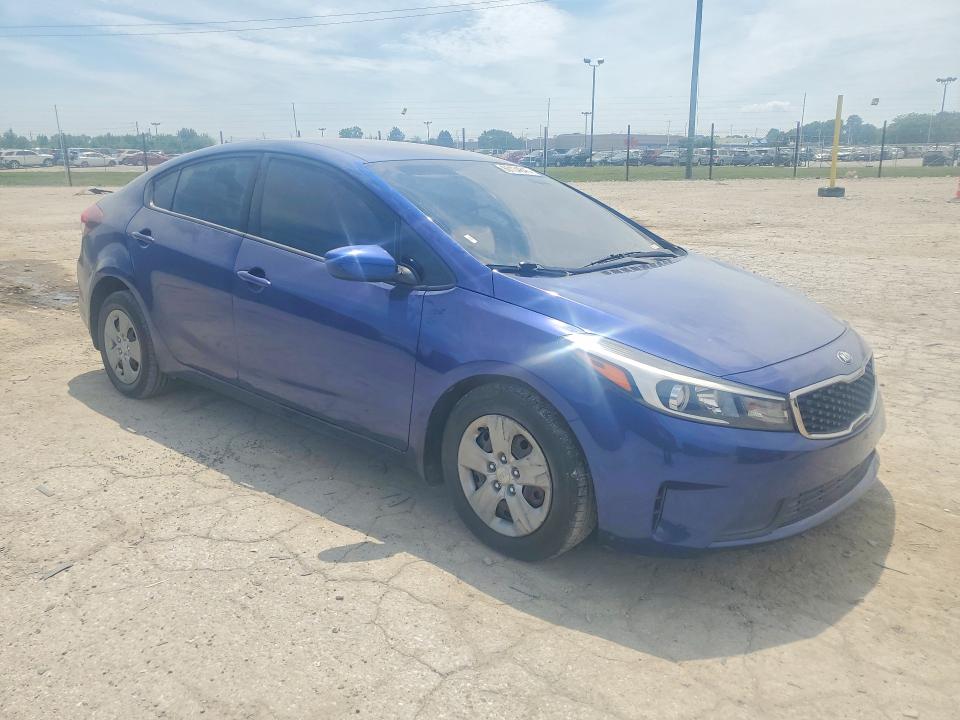 Photo 4 from auction – 2017 KIA FORTE with VIN 3KPFK4A77HE142971