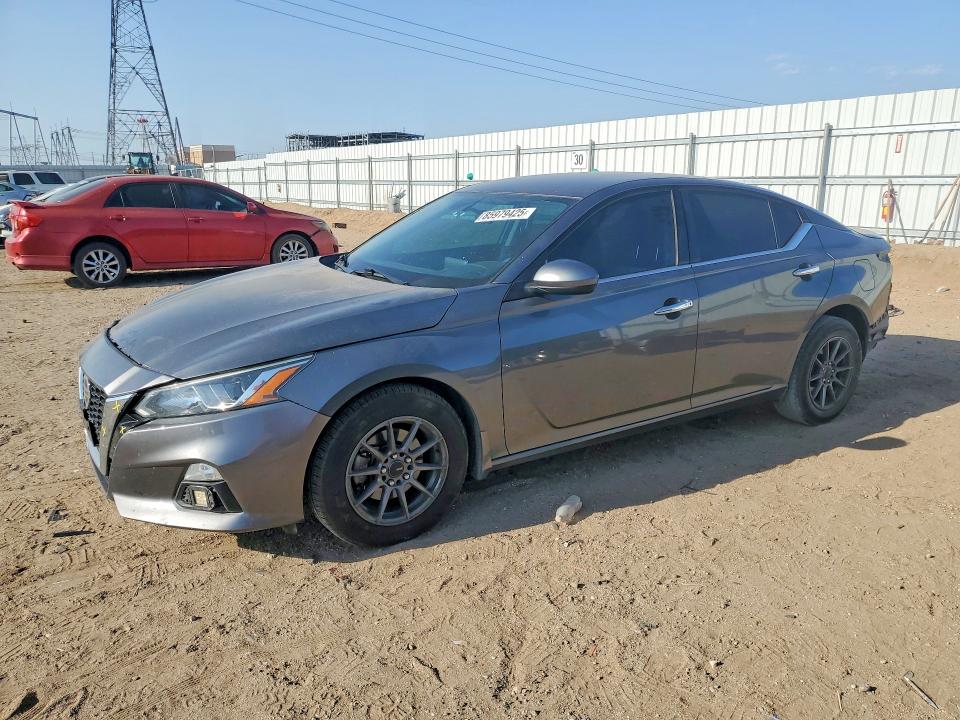 NISSAN ALTIMA 2019 with VIN 1N4BL4BW2KN313765 - Photo from auction